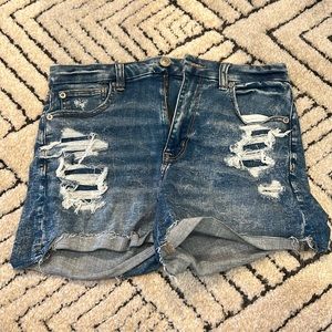 Worn American eagle shorts